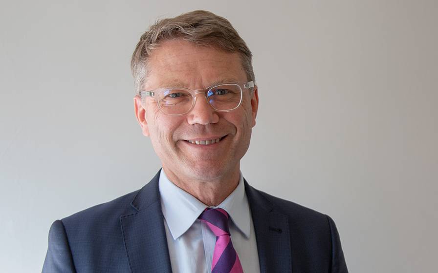 Goldsmith should hold Coalition to account on the right numbers