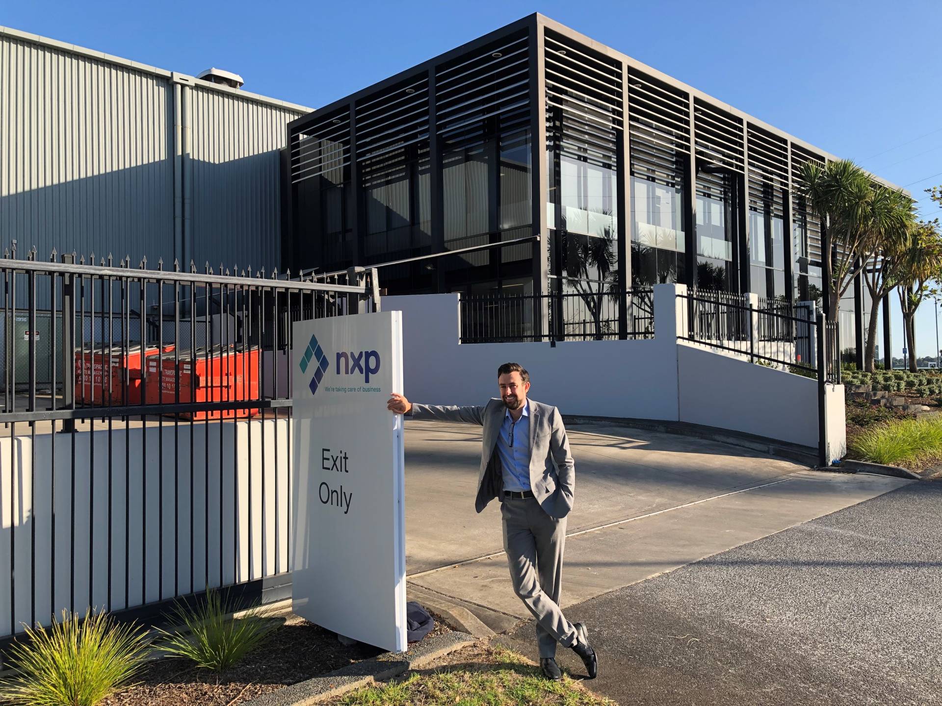 The curious on again, off again NZ Office Supplies sale