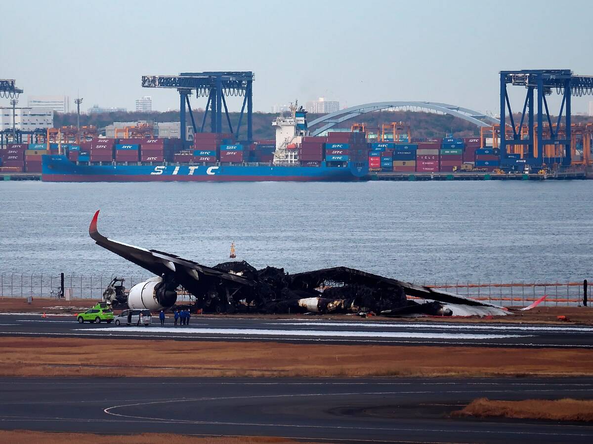 Experts ponder evacuation lessons from JAL Flight 516