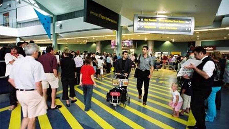 IS AUCKLAND NZ AIRPORT OPEN visual data 6