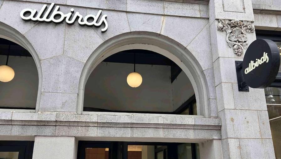 Allbirds to shutter all full - price US stores