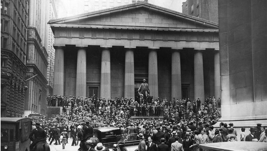 Wall Street during the 1929 sharemarket collapse