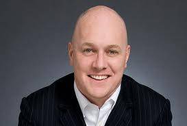 Air NZ says Bruce Parton still in running for inner circle